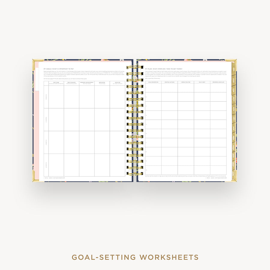 Day Designer 2024-25 weekly planner: Fresh Sprigs cover with goals worksheet