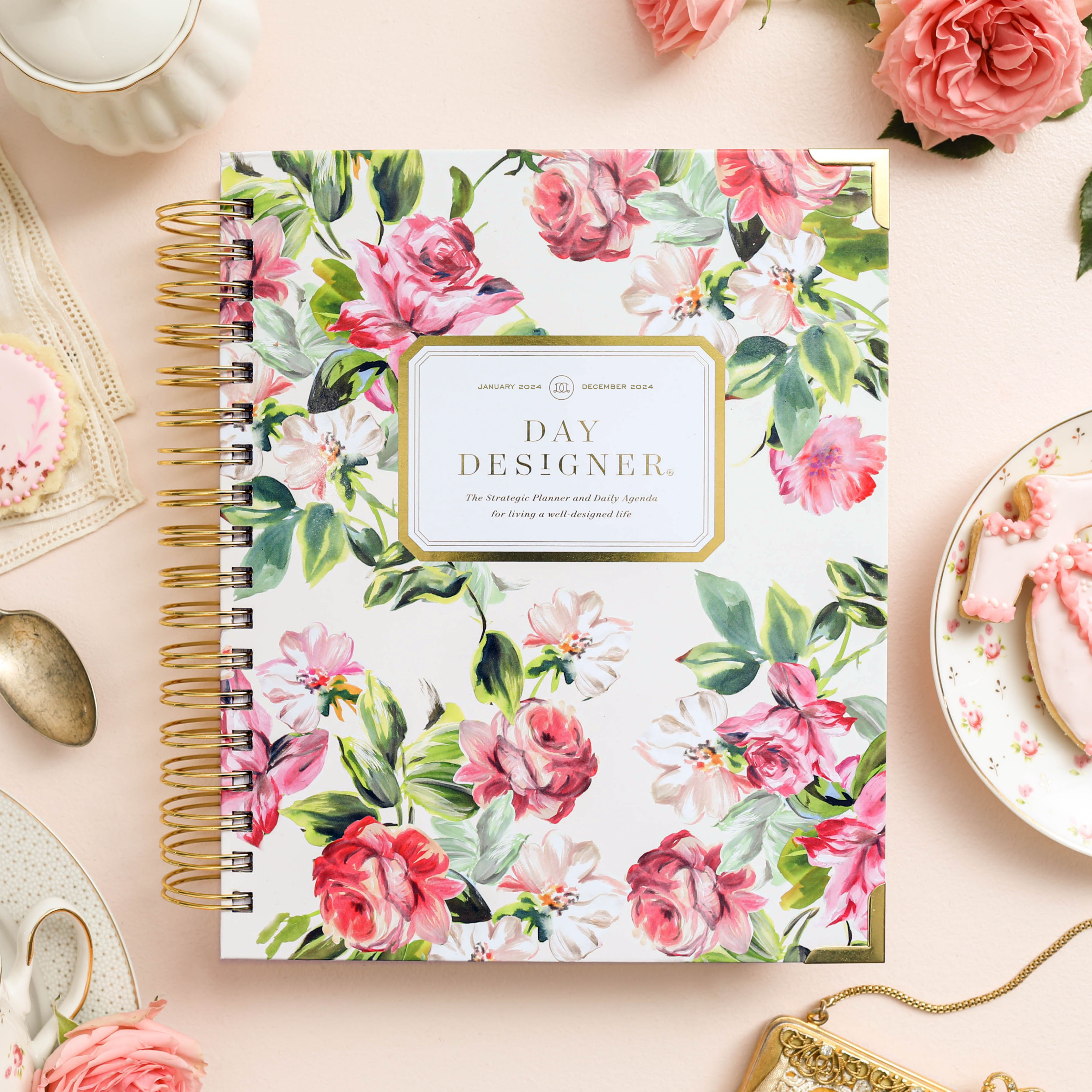 2024 Daily Planner: London Rose