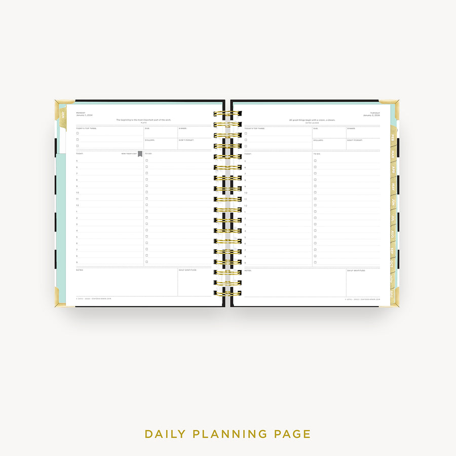 Day Designer 2024 daily planner: Black Stripe cover with daily planning page
