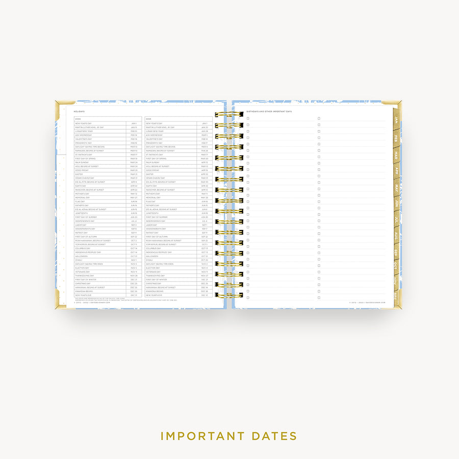 Day Designer 2024 daily planner: Annabel cover with holidays