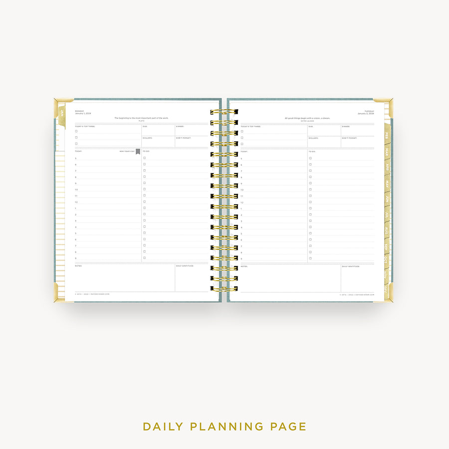Day Designer 2024 daily planner: Sage Bookcloth cover with daily planning page