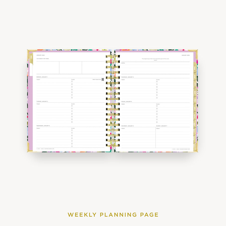 Day Designer 2024 weekly planner: Blurred Spring cover  with weekly planning pages