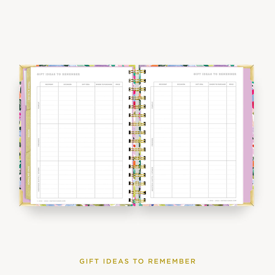 Day Designer 2024 mini weekly planner: Blurred Spring cover with gift ideas pages