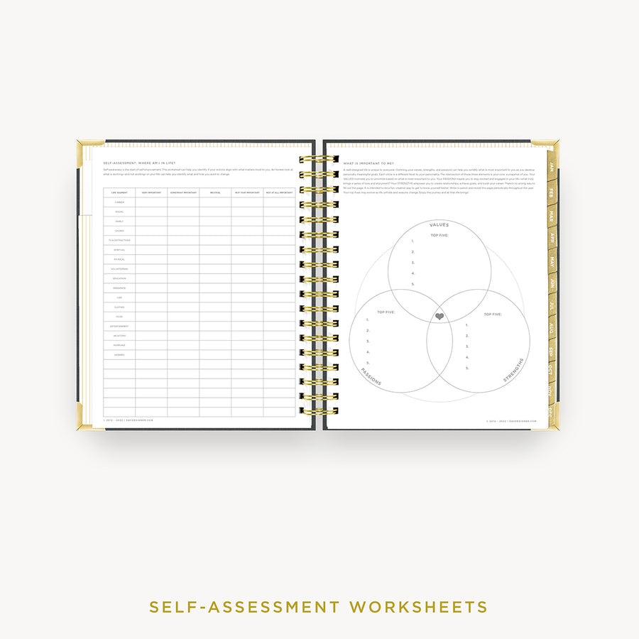 Day Designer 2024 weekly planner: Charcoal Bookcloth cover with self assessment worksheet
