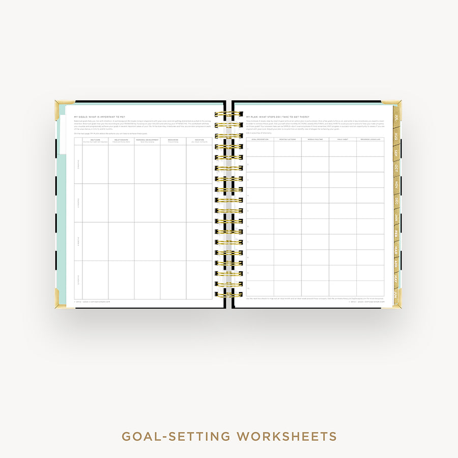 Day Designer 2024-25 weekly planner: Black Stripe cover with goals worksheet
