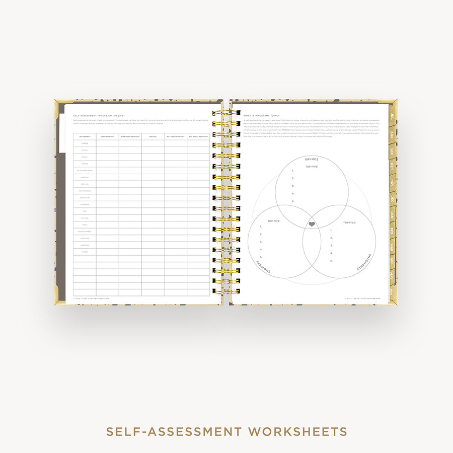 Day Designer 2024-25 weekly planner: Savannah cover with self assessment worksheet