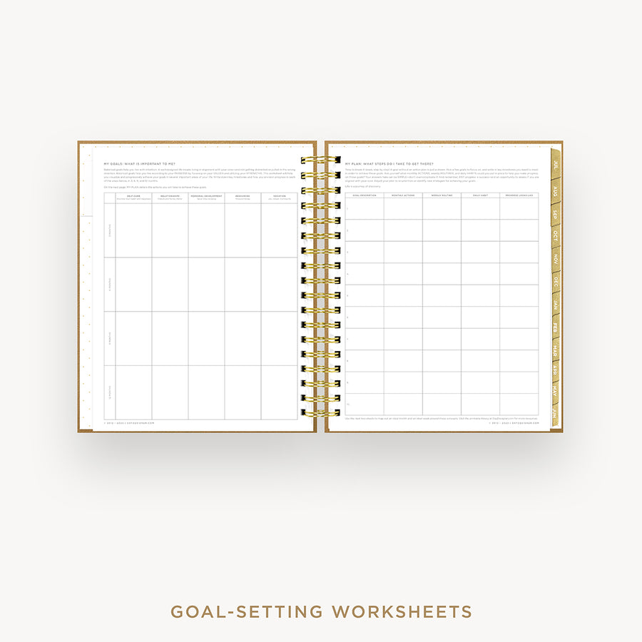 Day Designer 2024-25 daily planner: Caramel Latte Pebble Texture cover with goals worksheet