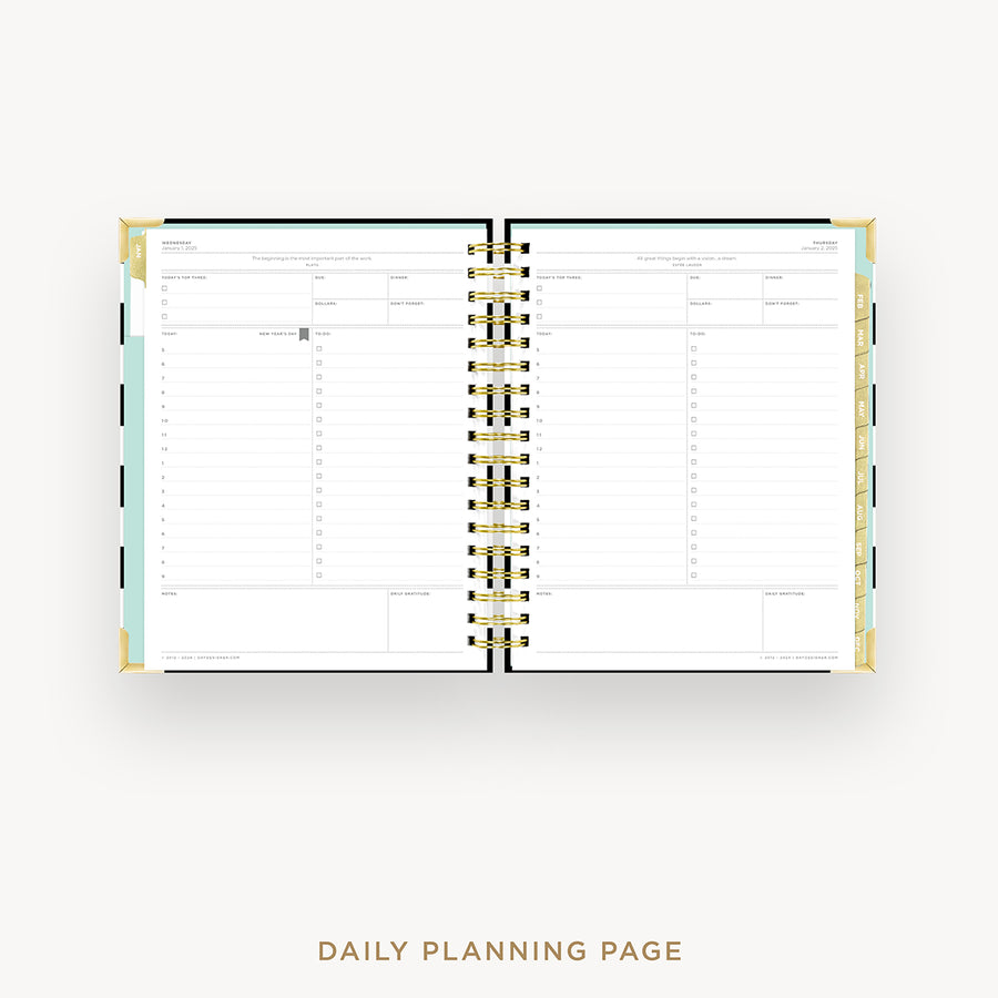 Day Designer 2025 daily planner: Black Stripe cover with daily planning page