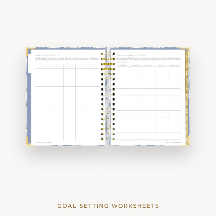 Day Designer 2025 daily planner: Azure cover with goals worksheet