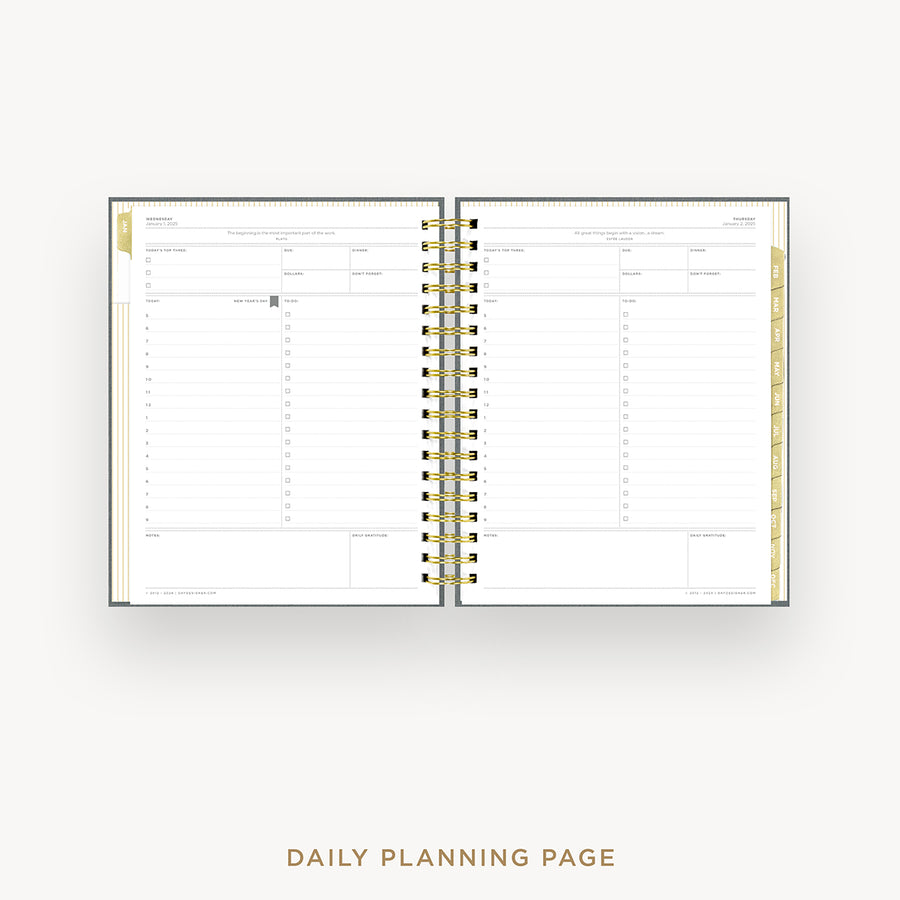 Day Designer 2025 daily planner: Charcoal Bookcloth cover with daily planning page