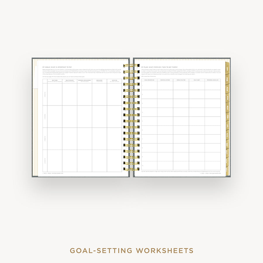 Day Designer 2025 daily planner: Charcoal Bookloth cover with goals worksheet