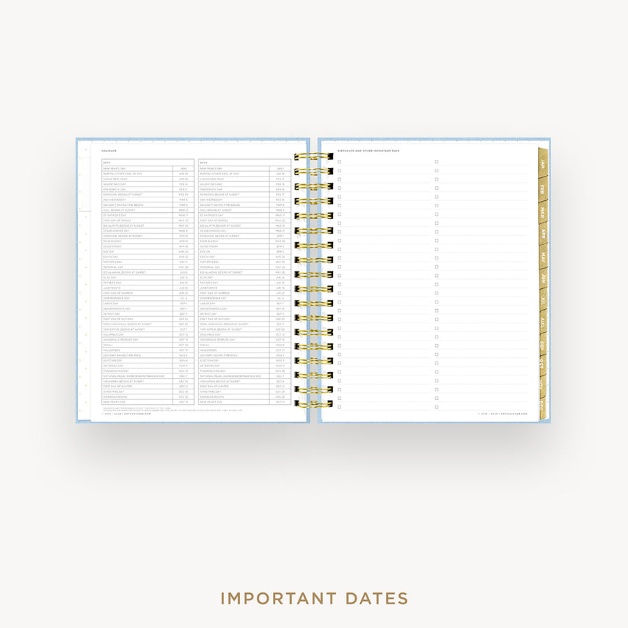 Day Designer 2025 daily planner: Chambray Bookcloth cover with holidays