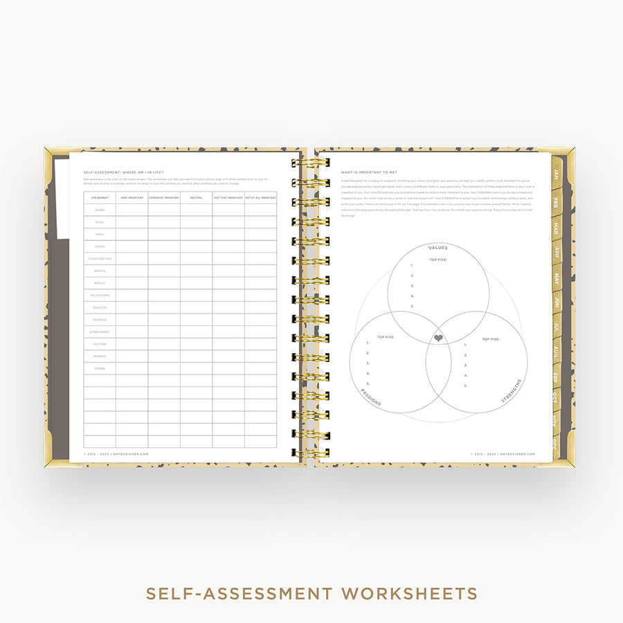 Day Designer 2025 mini daily planner: Savannah cover with self assessment worksheet