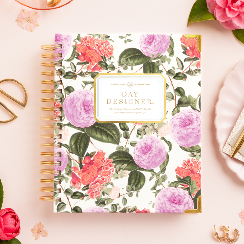 Day Designer 2025 daily planner: Camellia beautiful cover agenda book