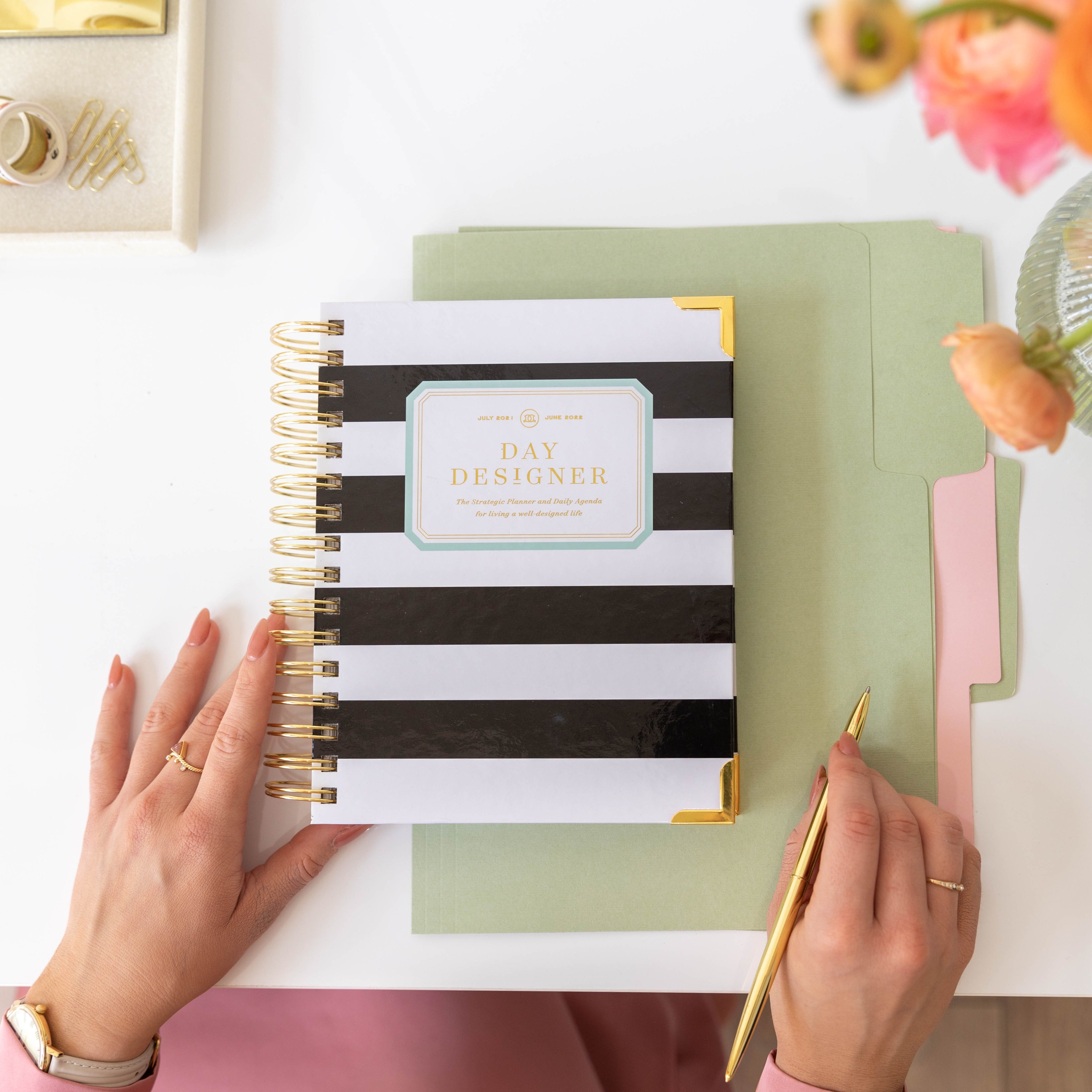 2027 Mini Daily Planner: Black Stripe