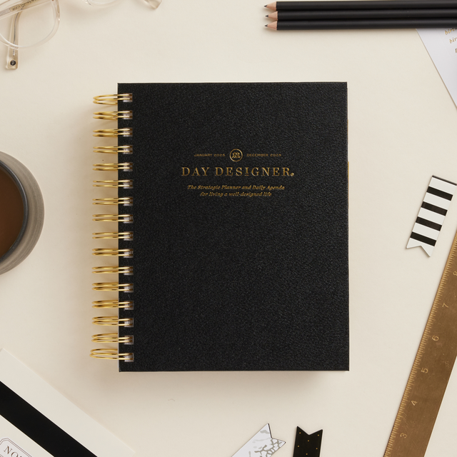 2025 Mini Daily Planner: Classic Black Pebble Texture