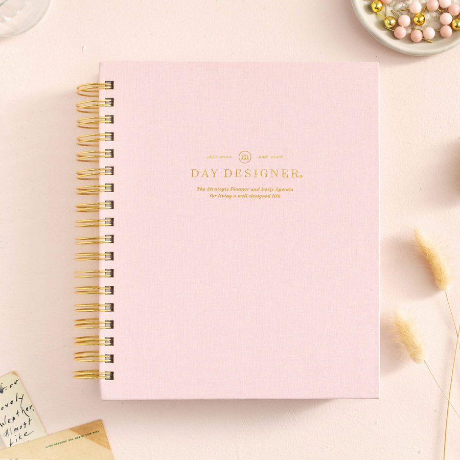 Day Designer 2024-25 daily planner: Peony Bookcloth beautiful cover agenda book