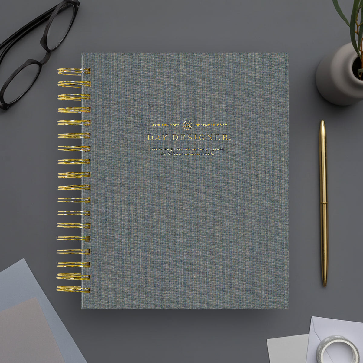 2027 Daily Planner: Charcoal Bookcloth