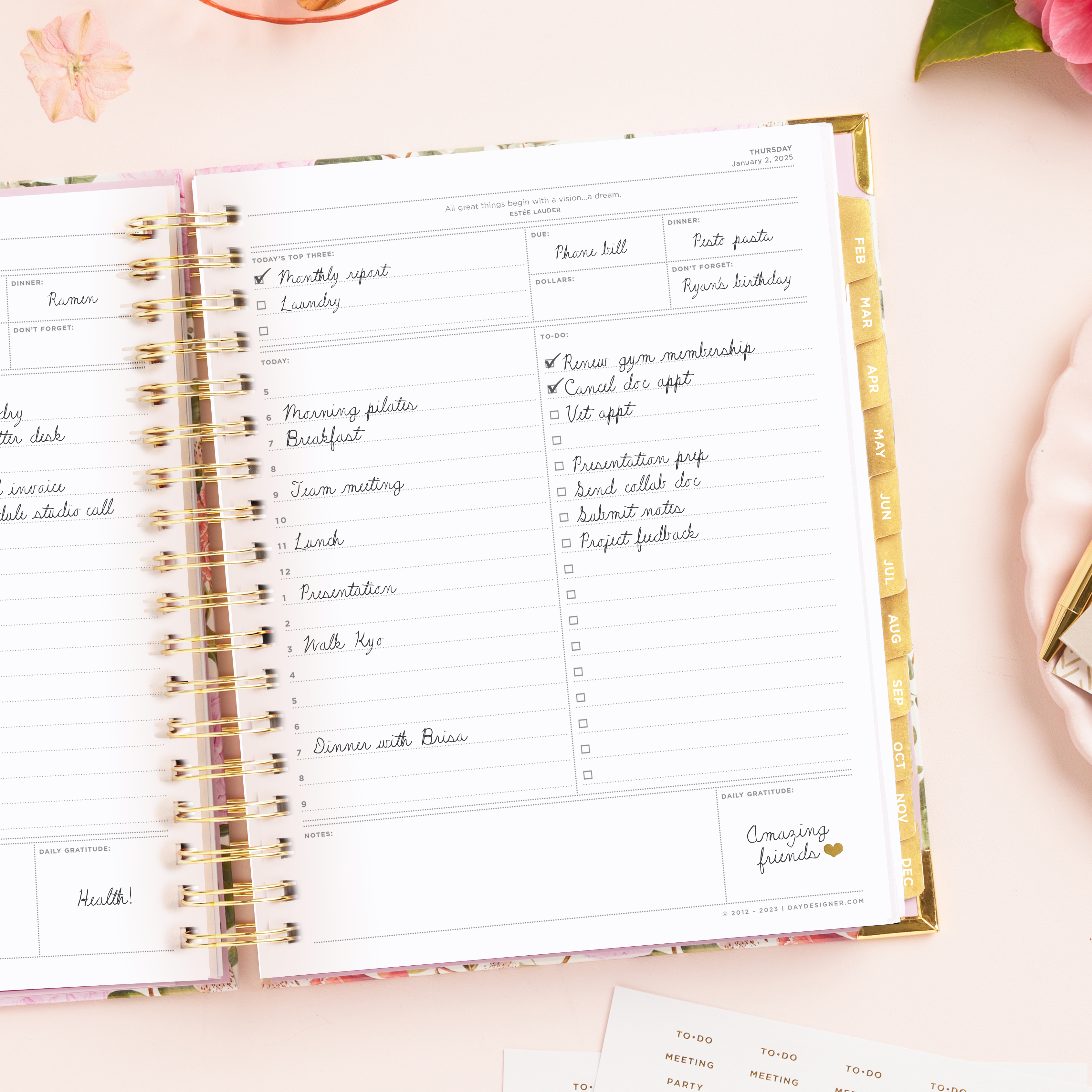 2025 Daily Planner: Camellia