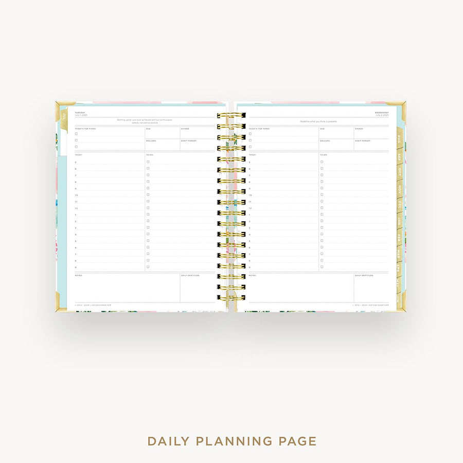 Day Designer 2025-26 daily planner: Capri cover with daily planning page