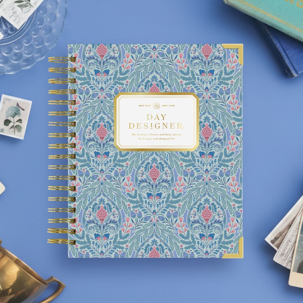 2026-27 Daily Planner: Olivia Damask