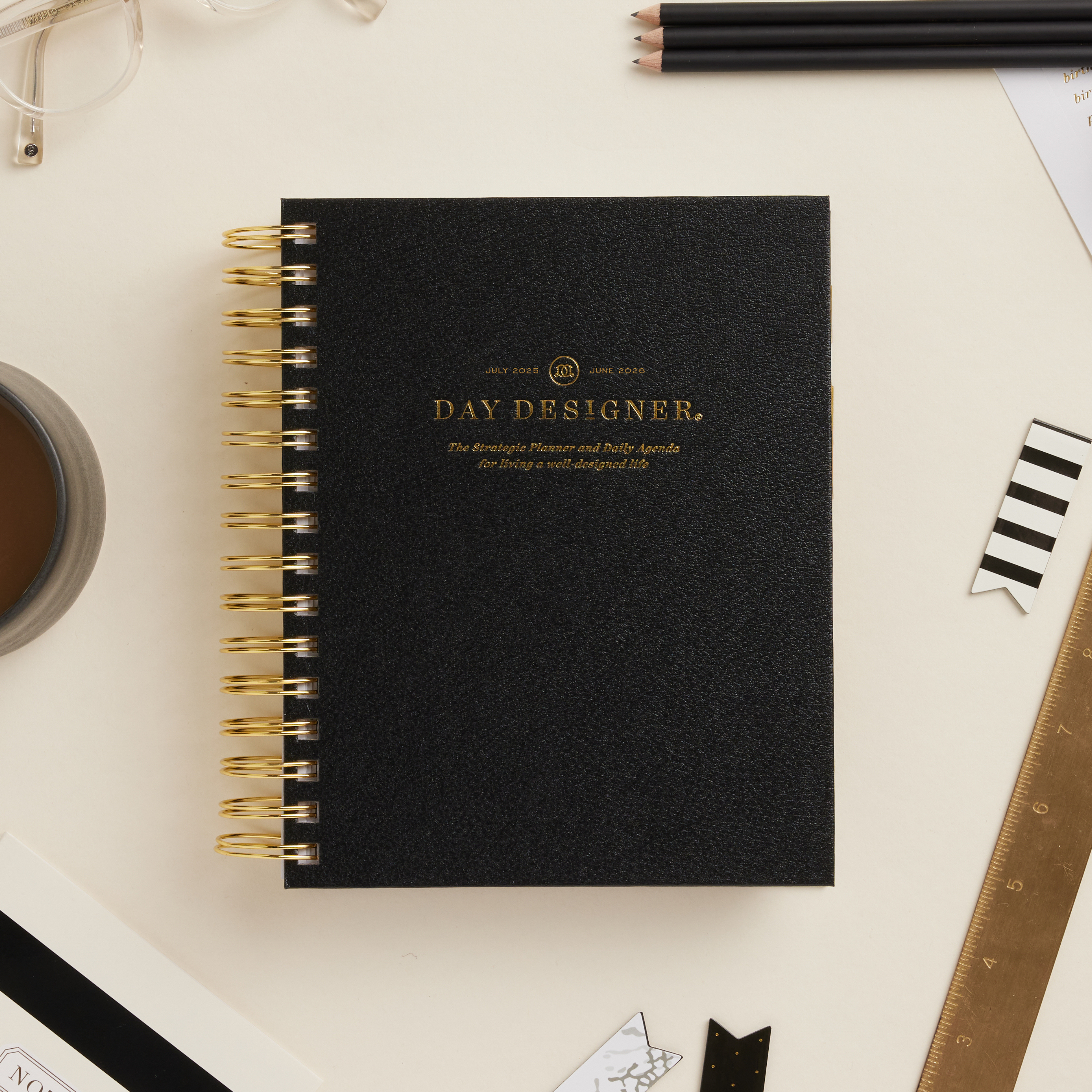 2025-26 Mini Daily Planner: Classic Black Pebble Texture