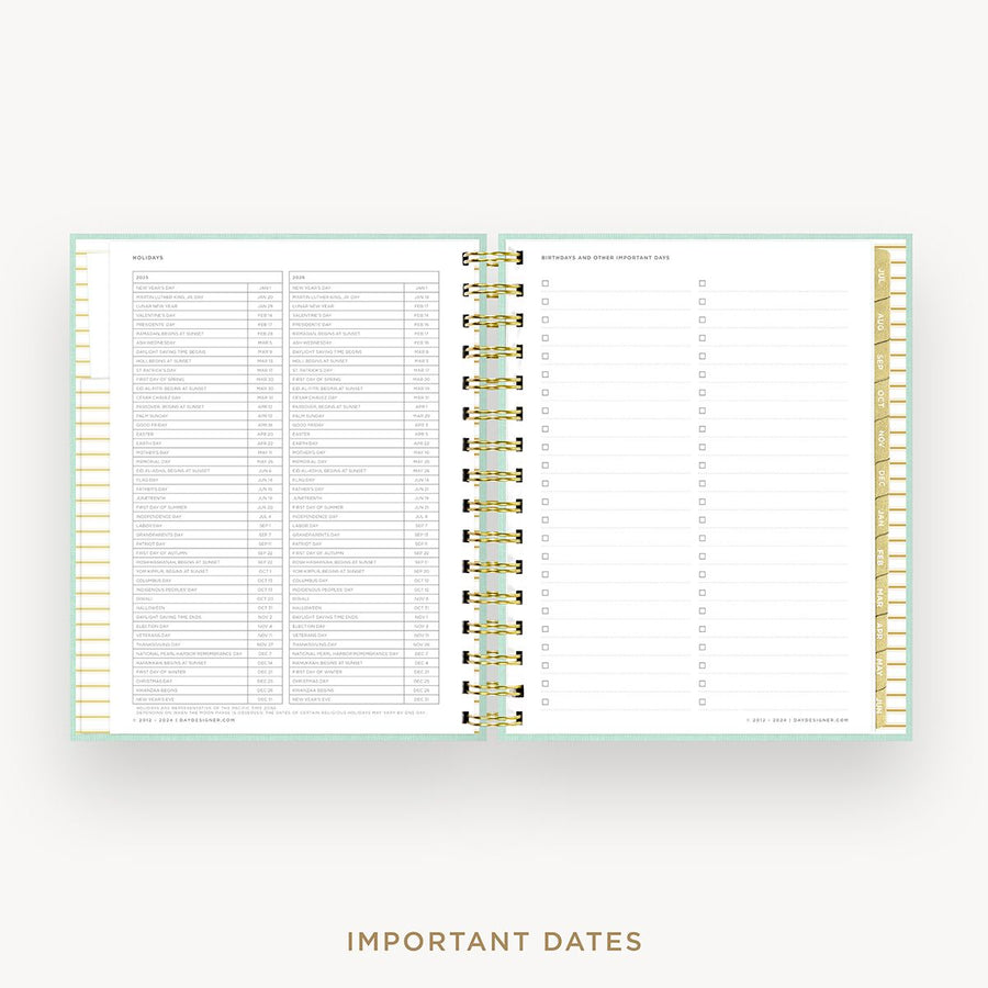 Day Designer 2025-26 mini daily planner: Sage Bookcloth cover with holidays page