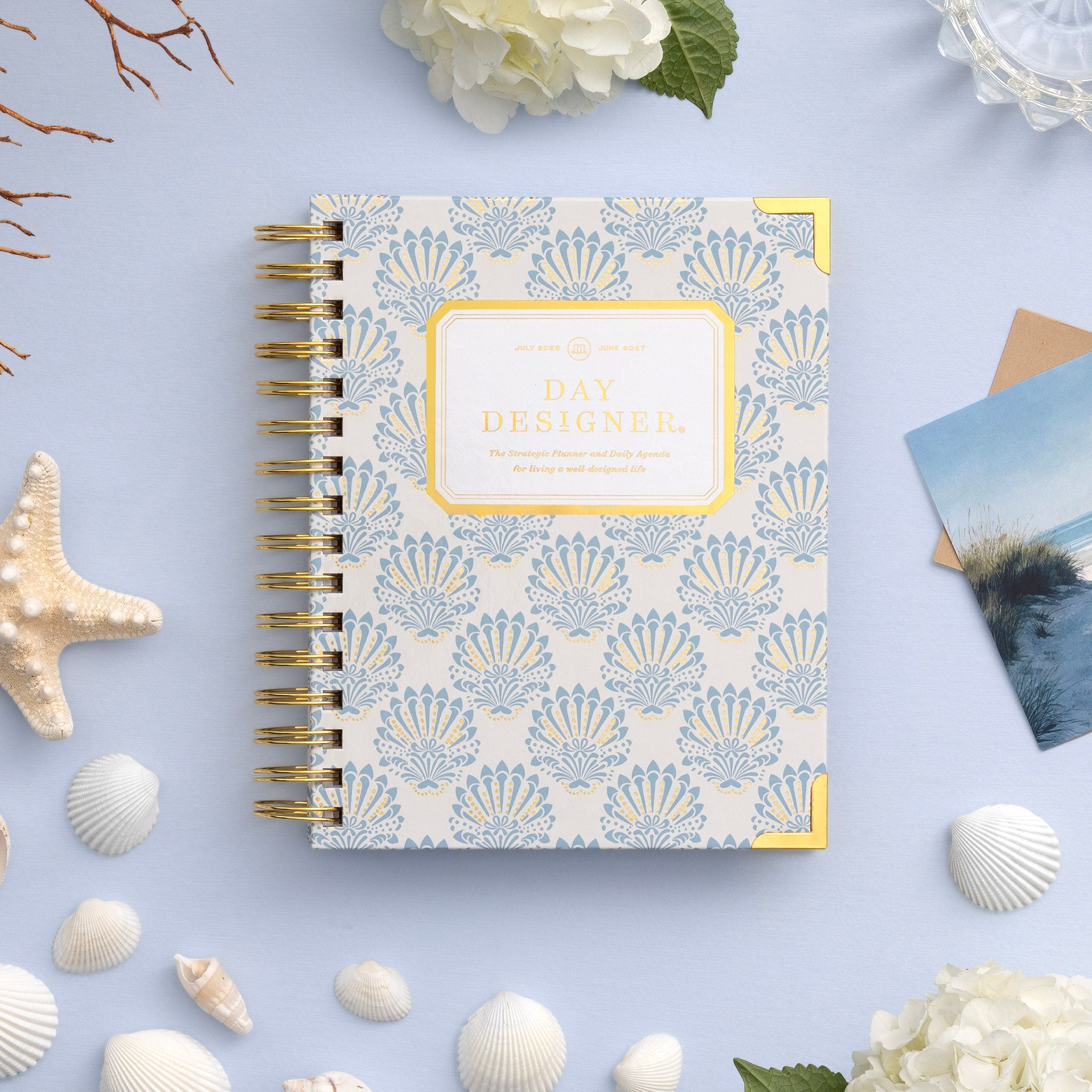 2026-27 Mini Daily Planner: Grand Shell