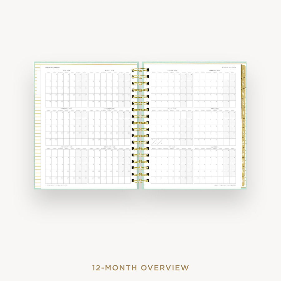 Day Designer 2025-26 daily planner: Sage bookcloth cover with 12 month calendar