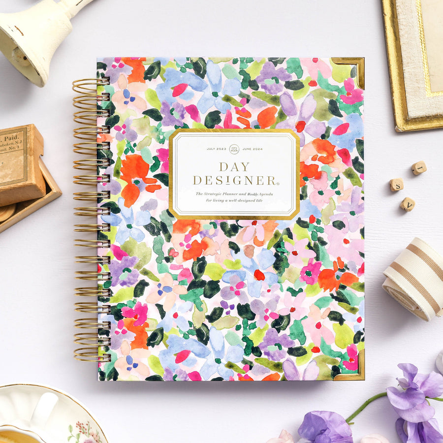 Day Designer's 2023 Weekly Planner Blurred Spring with beautiful cover agenda book.